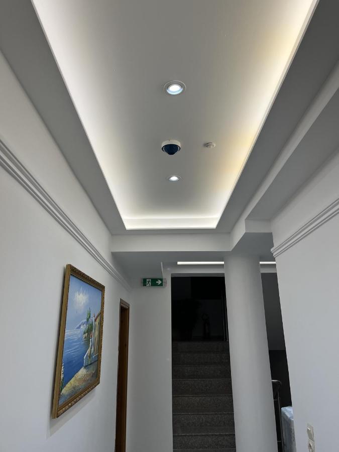 Biraci Residence Ксамил Екстериор снимка